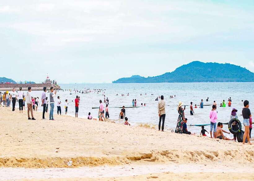 From Phnom Penh: Kampot and Kep Day Trip with English Guide - Kampot River walk: a slower rhythm after the farm time
