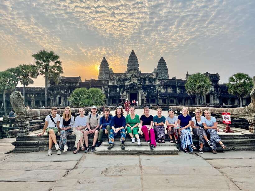 From Siem Reap: Angkor Wat Sunrise and Temples E-Bike Tour - The Siem Reap market stop: snacks, local rhythm, and choice