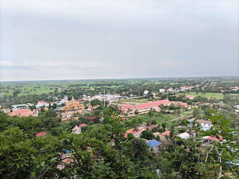 From Siem Reap: Battambang Day Trip Return or to Phnom Penh - Choose your ending: back to Siem Reap or on to Phnom Penh