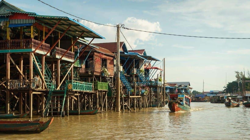 From Siem Reap: Kampong Phluk Floating Village Tour by Boat - Optional mangroves by small boat: the flooded forest moments