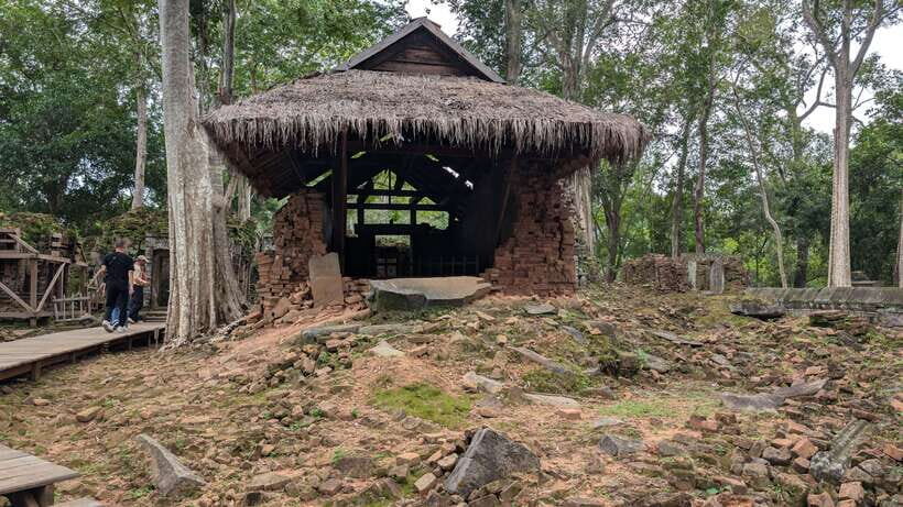 From Siem Reap: Koh Ker and Beng Mealea Private Day Tour - What to bring: the small list that prevents annoying surprises