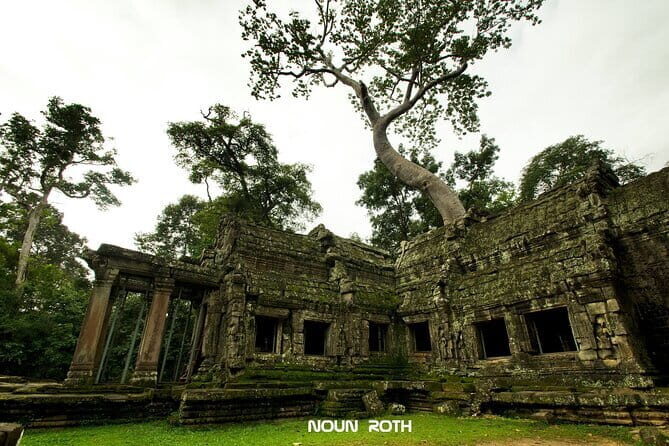 Full-Day Angkor Wat & All Must-See with Banteay Srei Private Tour - The pink temple moment: Banteay Srei and the countryside drive