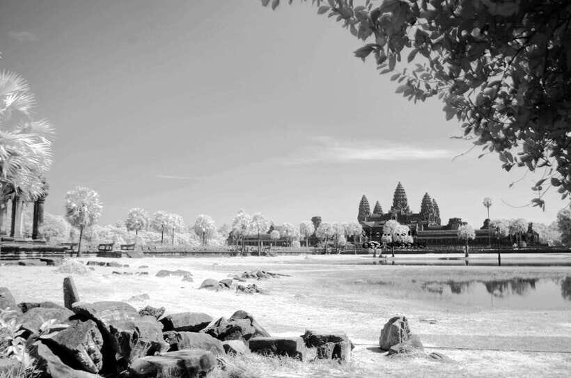 Full-Day Angkor Wat Sunrise and Sunset Private Tour - Breakfast break, midday heat, and why the schedule gives you a breather