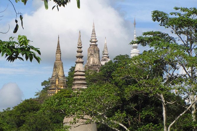 Full-Day Discover Oudong Mountain-Former Capital City & Phnom Penh City Tours - Why Oudong Mountain Feels Different From Phnom Penh