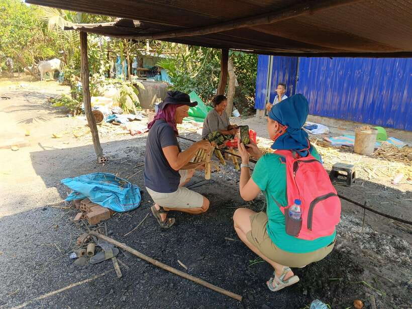 Full-day: Handicraft, Bamboo train, Killing cave, Bat Cave - Rice paper, spring rolls, and rice wine production stops