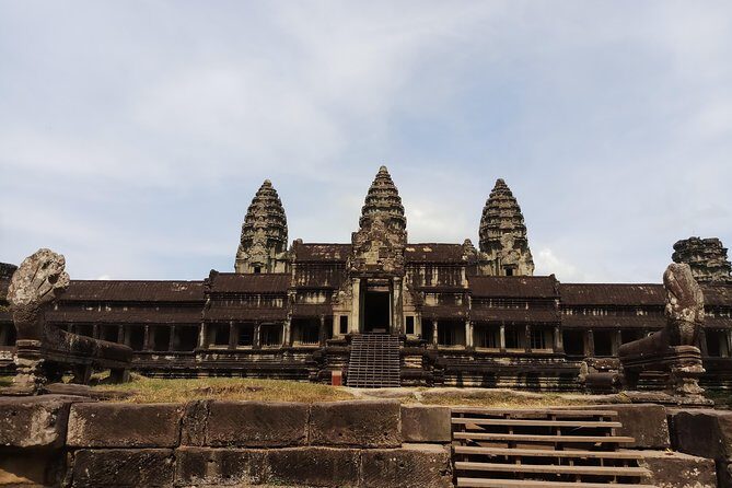 Full-Day Private Custom Tour in Siem Reap - Tonlé Sap Lake and village life: a day that changes pace
