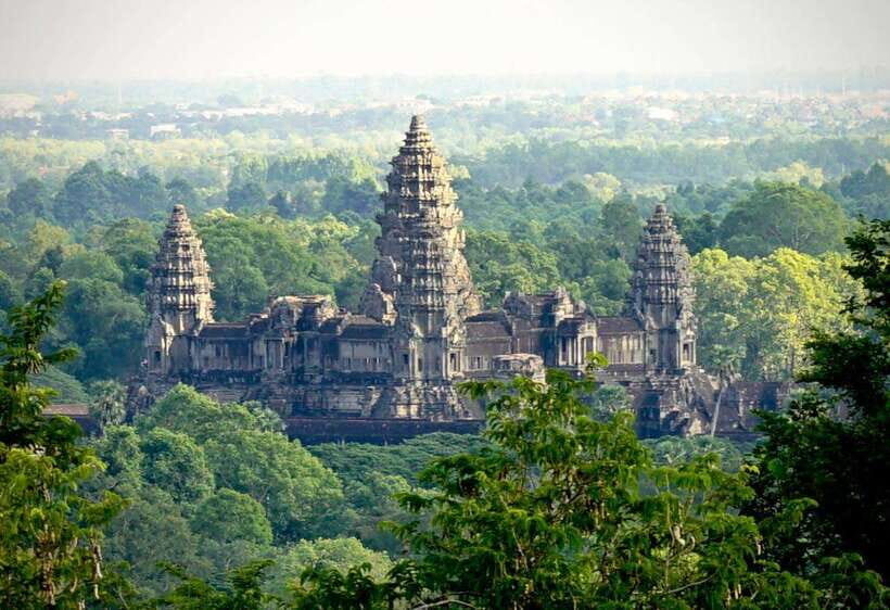 Full Day Private of Angkor Wat Tour with Tuk Tuk - Banteay Kdei: Calmer Temple Time Before the Ride Back