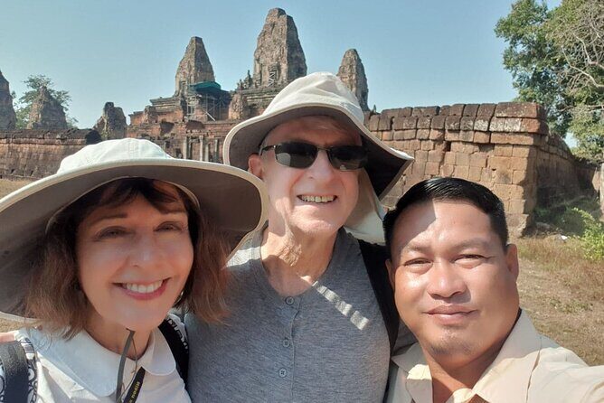 Full-Day private Tour in Lost City & Angkor Wat from Siem Reap - Angkor Wat from the eastern side: bas-reliefs and central chambers time