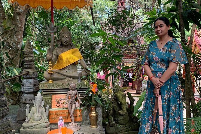Full-Day Private Tour Phnom Kulen and Waterfalls - Preah Ang Thom pagoda: the 8-meter reclining Buddha in sandstone