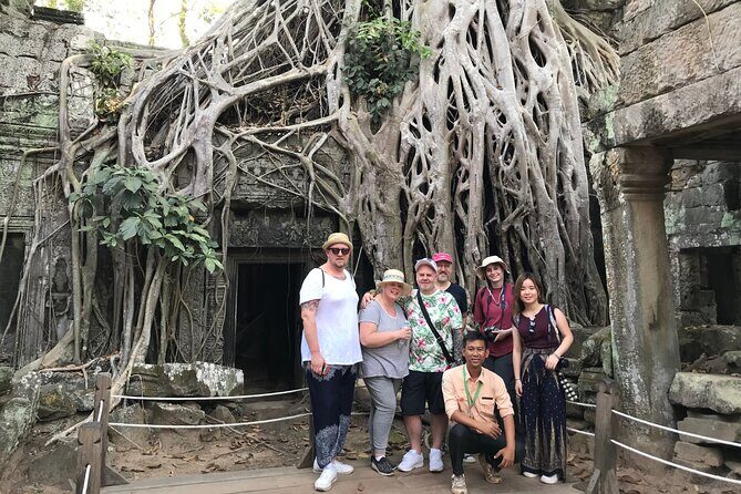 Full-Day private Tour with Sun Rise in Lost City & Angkor Wat from Siem Reap - Angkor Thom South Gate: start at the city’s throat