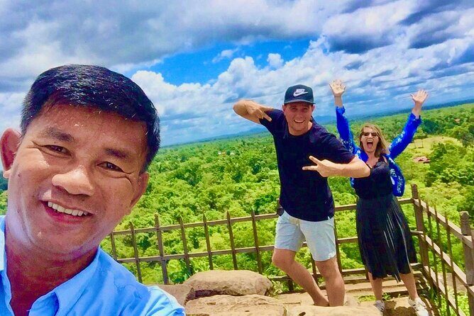 Full-Day Private Tuk Tuk Tour of Angkor Wat Temples - Tuk-tuk comfort, guides like Sokna and Mark, and what to plan for