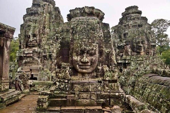 Full-day Private VIP Tour to Angkor Complex - Start at Angkor Thom South Gate: the first big wow moment