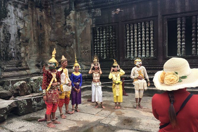 Full-Day Siem Reap Angkor Major Temples Private Tour - Angkor Wat: your 1.5-hour anchor point for the day