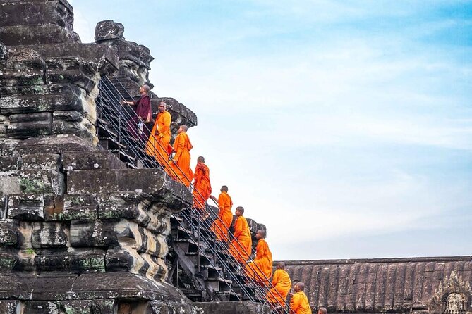 Full Day Tour Angkor Wat Sunrise and Siem Reap Temples - Practical tips to make sunrise temple time easier