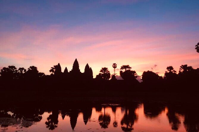 Golden Hours: Angkor wat sunrise photography tour with a pro! - The schedule includes a short extra stop near the end
