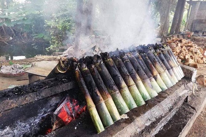 Grand Tour-Ek Phnom. Baset. Bamboo Train. Wat Banan. Phnom Sampov - Bamboo train at Ou Srauo Laou: the one ride you’ll remember