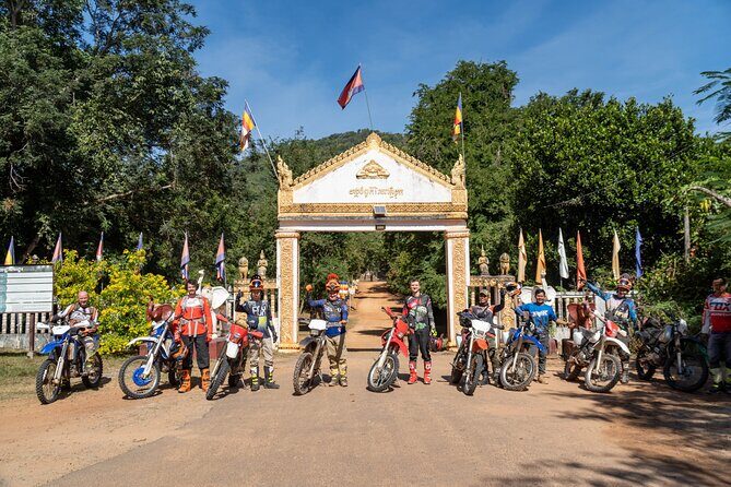 Half Day Siem Reap Off-Road Ride Tour - Chreav Rice-Field Photo Stop: Slow Down and Get the View