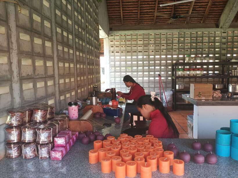 Half Day Trip: Silk Farm, Satcha, and Senteur d'Angkor Tour - Why this craft circuit works when you only have half a day