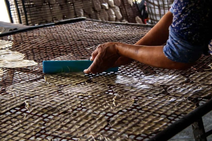 Handicraft tour/rice paper,/rice wine/bat cave Sun Set - Wat Samrong Khong and Khmer Rouge Context Without the Guesswork