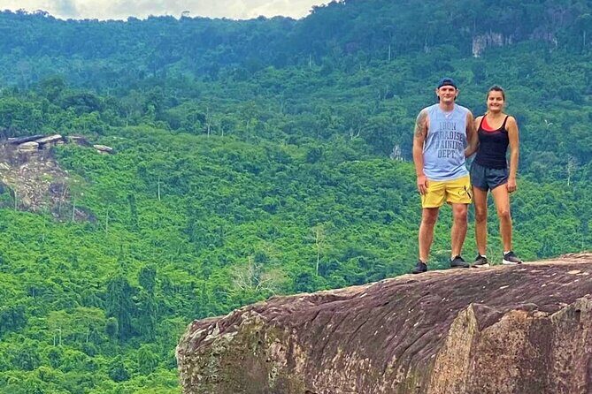 Jungle Trekking Tour at Phnom Kulen National Park from Siem Reap - Preah Ang Thom: The 15-Meter Reclining Buddha and Hindu Relics Nearby
