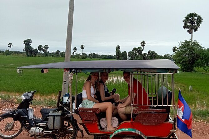 Kampot/Cambodia pepper farm . Cave. lake. Kep Crab market & more. - Stop 4: Salt Fields for a practical look at Kampot’s second signature product