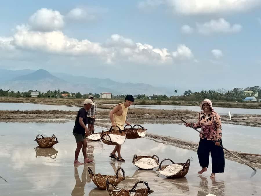 Kampot Countryside include Pepper farm, Salt field & Lake - Your Guide Matters: small group pacing and English explanations