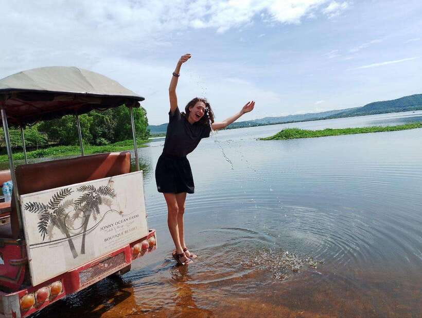 Kampot Pepper Farm Tour: Salt Fields, La Plantation & Cave - Salt Fields, Lake Air, Pepper Lessons, and Cave Caves: The Big Idea