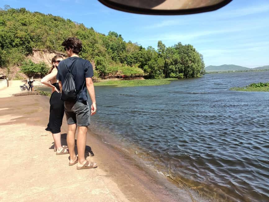Kampot-Phnom Penh include Pepper farm Tour, Salt field, Lake - Phnom Penh Drop-Off: Private Taxi Makes the Long Day End Clean