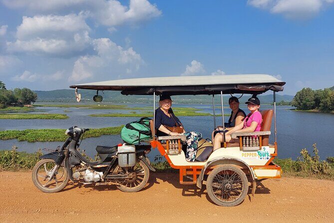 Kampot Tuktu tour: Pepper farm, Salt field & Secret lake - Key highlights on the Kampot TukTuk loop