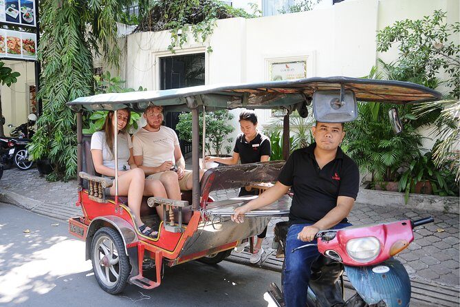 Khmer Cooking Class Half Day (AM or PM) - Getting started at Banana Cooking Class (AM or PM) and the tuk-tuk rhythm