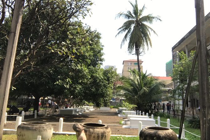 Khmer Rouge, genocide museum &killing field tour - Price and value: $66 for a heavy, guided half-day