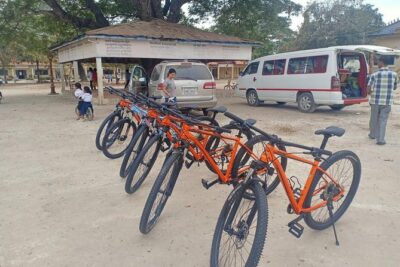 Killing Field & Paddy Rice Fields Tuk Tuk Adventure - Chambak Bet Meas Pagoda: the first taste of village Cambodia