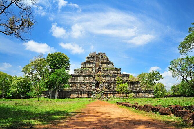 Koh Ker & Beng Mealea Temple Full-Day Private Tour from Siem Reap - Getting Started in Siem Reap: Pickup, Vehicle Comfort, and Timing