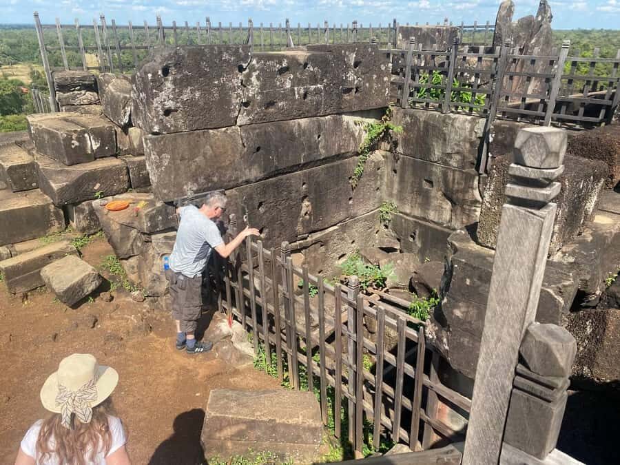 Koh Ker & Beng Mealea Temple Guided Tour - Getting to the temples: pickup options and countryside rhythm
