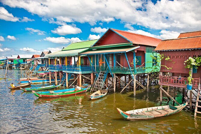 Kompong Khleang Floating Village from Siem Reap - Lunch and drinks: what included food gets you (and a vegetarian option)