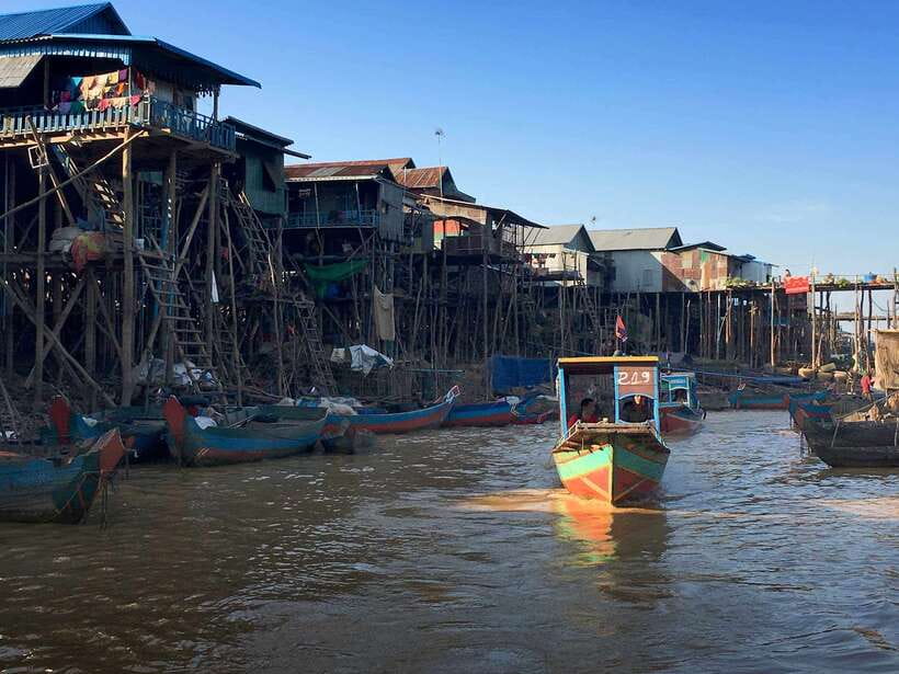 Kompong Phluk and Tonlé Sap Lake: Half-Day Tour - The countryside drive and village stop: where the story starts