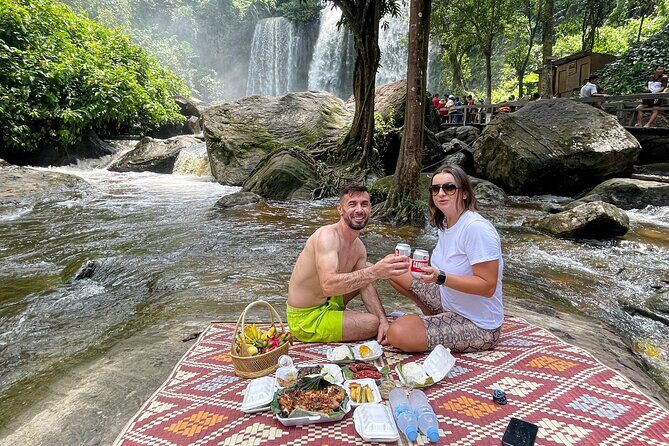 Kulen Mountain Tour with Picnic and Floating Village Sunset - Pickup, the AC van, and how the long day stays manageable