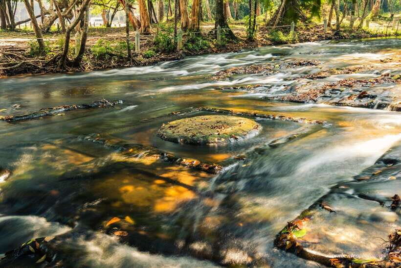 Kulen Mountain Waterfall Tour - Poeng Ta Kho: Amazing Cliff views and a quick guided moment