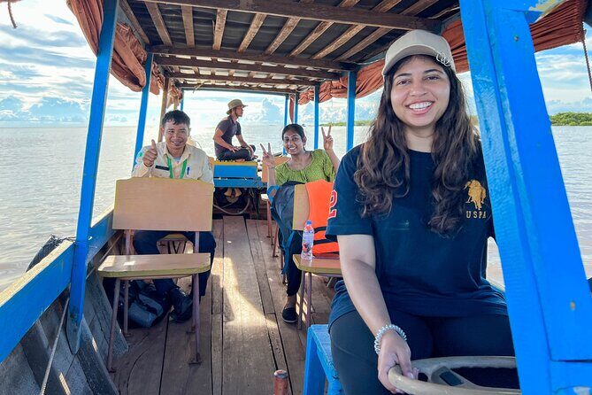 Kulen Mountain with Beng Mealea and Banteay Srei Full Day Tour - Tonle Sap Lake and Kampong Khleang: the fishing lifestyle piece