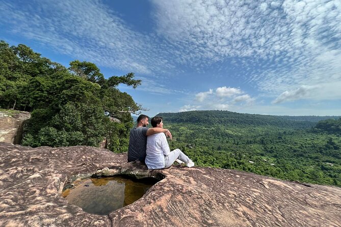 Kulen Mountain with Beng Mealea and Tonle Sap Small Group Tour - Preah Ang Thom: a mountain-side reclining Buddha and incense atmosphere
