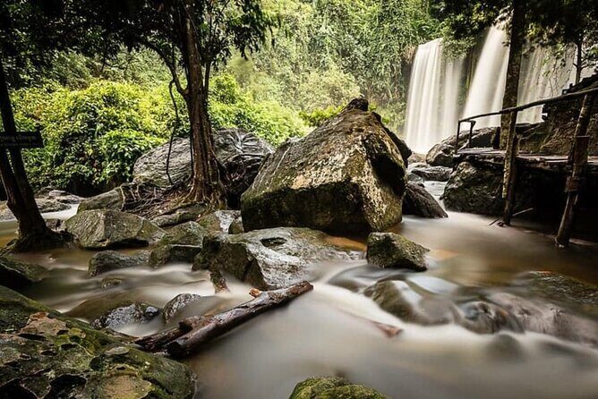 Kulen Waterfall Join-in Tour (local Picnic lunch) - Stop 1: Phnom Kulen National Park viewpoints and jungle walking