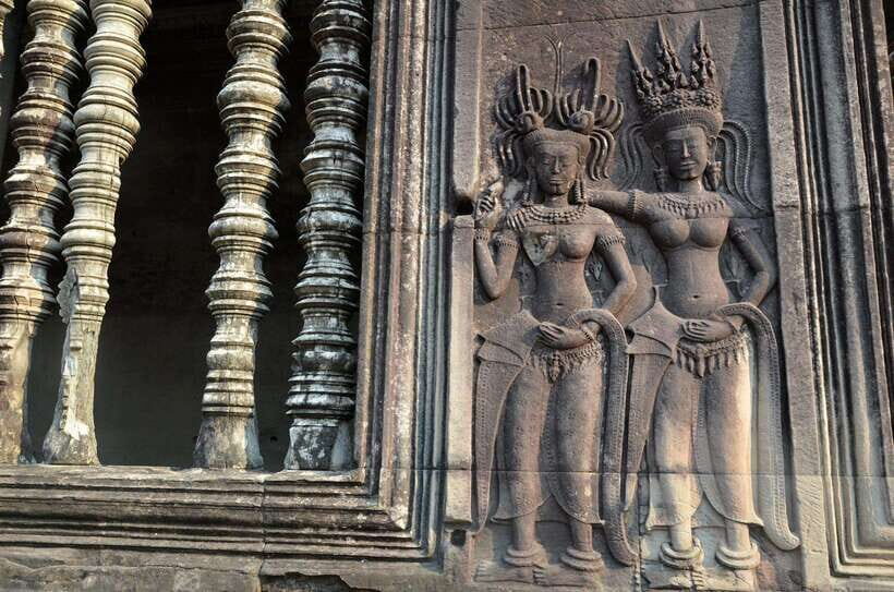 Luxury Private 2-Day Angkor Wat with English or German Guide - Day 2 sunrise and the outside-temple circuit: Preah Khan to Banteay Kdei