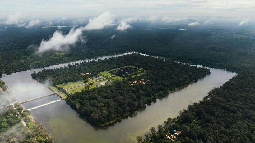 Luxury Private 2-Day Angkor Wat with English or German Guide - Timing, crowds, and the real walking plan you should expect