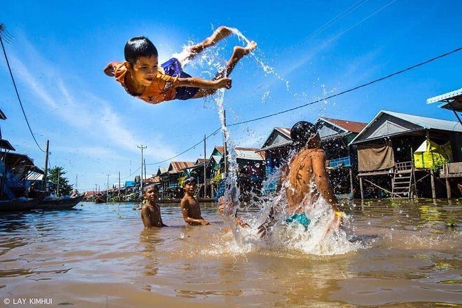 Mechrey Floating Village Tour & Mangrove from Siem Reap - Farms and food: what you’ll likely see on the water