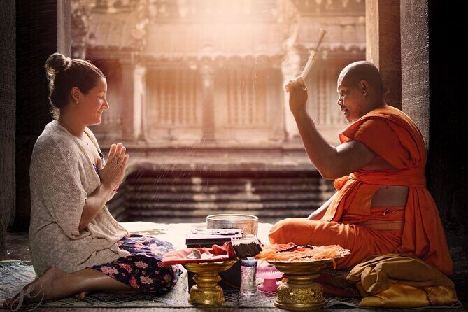 Monk Blessing Ceremony - Wat Porkrom: A Calm Pagoda Stop in Siem Reap