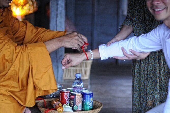 Monk Blessing Ceremony - What to Wear and How to Stay Comfortable During the Incense