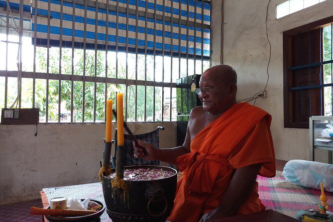Monk Blessing Ceremony in Siem Reap - The guide’s job: turning chanting into something you can understand