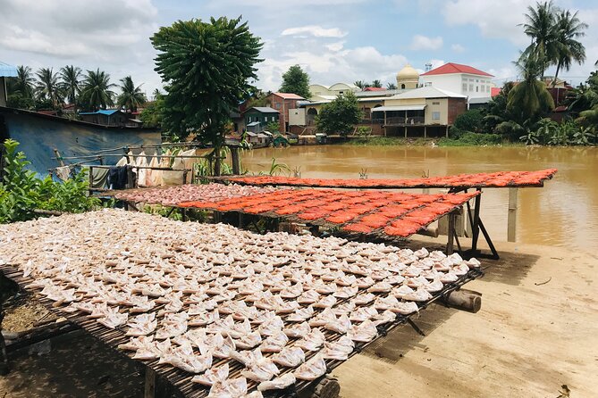 Morning village tour Livelihood tour with Local Product discover - Optional Wat Samrong Knong Temple Complex and the Killing Fields