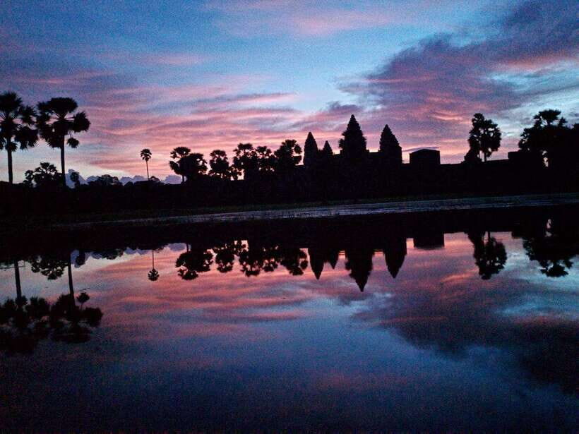 One Day Angkor Wat Trip with Sunrise - Watching Angkor Wat’s Reflection and Choosing Your Best Photo Spot