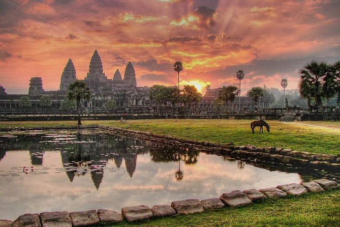 One Day Private Guide Tour of Angkor Thom, Bayon, Ta Phrom & Angkor Wat - Bayon’s 54 towers and 200+ faces: what you should actually look for